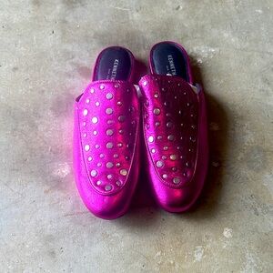 Kenneth Cole Fuchsia Studded Mules